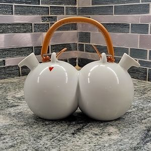 Japanese Hakusan porcelain pitcher " oil & vinegar